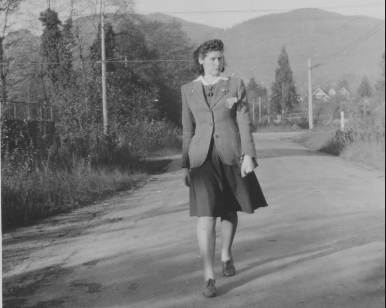 evelazarus's tweet photo. Jennie Conroy, 24 #murdered Dec 27, 1944, her body dumped at the #WestVan cemetery. Her daughter believes that because she was an unmarried mother her case was bungled &amp; dropped #NorthVancouver #unsolved #ColdCaseCanada #truecrimepodcast #coldcasevancouver https://t.co/RTchRxHtk5 https://t.co/OuWXvsrBam