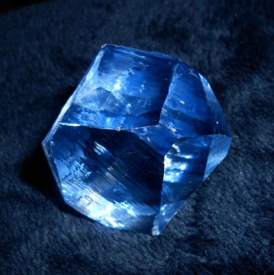 RockLadyRocks's tweet image. 25% off orders plus fast free Priority Mail in USA at my #etsy shop: Rare SIBERIAN #BLUEQUARTZ Crystal*341 carats*68.3 grams*2.4 ounces*Cobalt Stimulates #ThirdEye #psychic #crystals etsy.me/3I4SwZ5