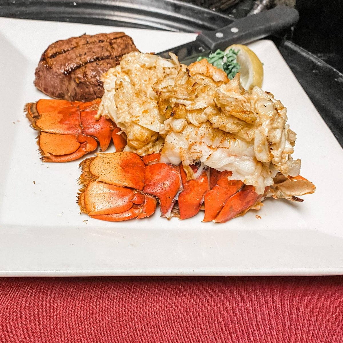 CallahansGrill's tweet photo. The best way to wrap up 2022 is by stopping by and enjoying some of our surf and turf! Which dish are you choosing to help wrap up your year? #seafood https://t.co/4vqKTLMdx8