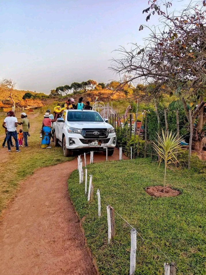 Trevor_sidogi's tweet image. If you wish me to own this beautiful swimming pools one day let me see your retweet ...may I reach 10k retweets