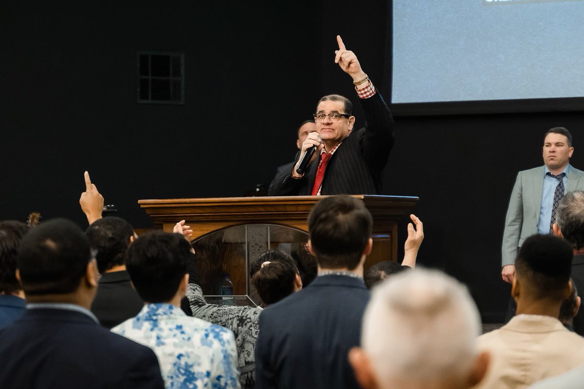 thebridgeloves's tweet photo. We’re so excited that Evangelist David Smith will be with us for MIDWEEK at 7:30PM! The Bridge is the place to be tonight! ❤️

#thebridgeloves https://t.co/TAxPiBST8Y