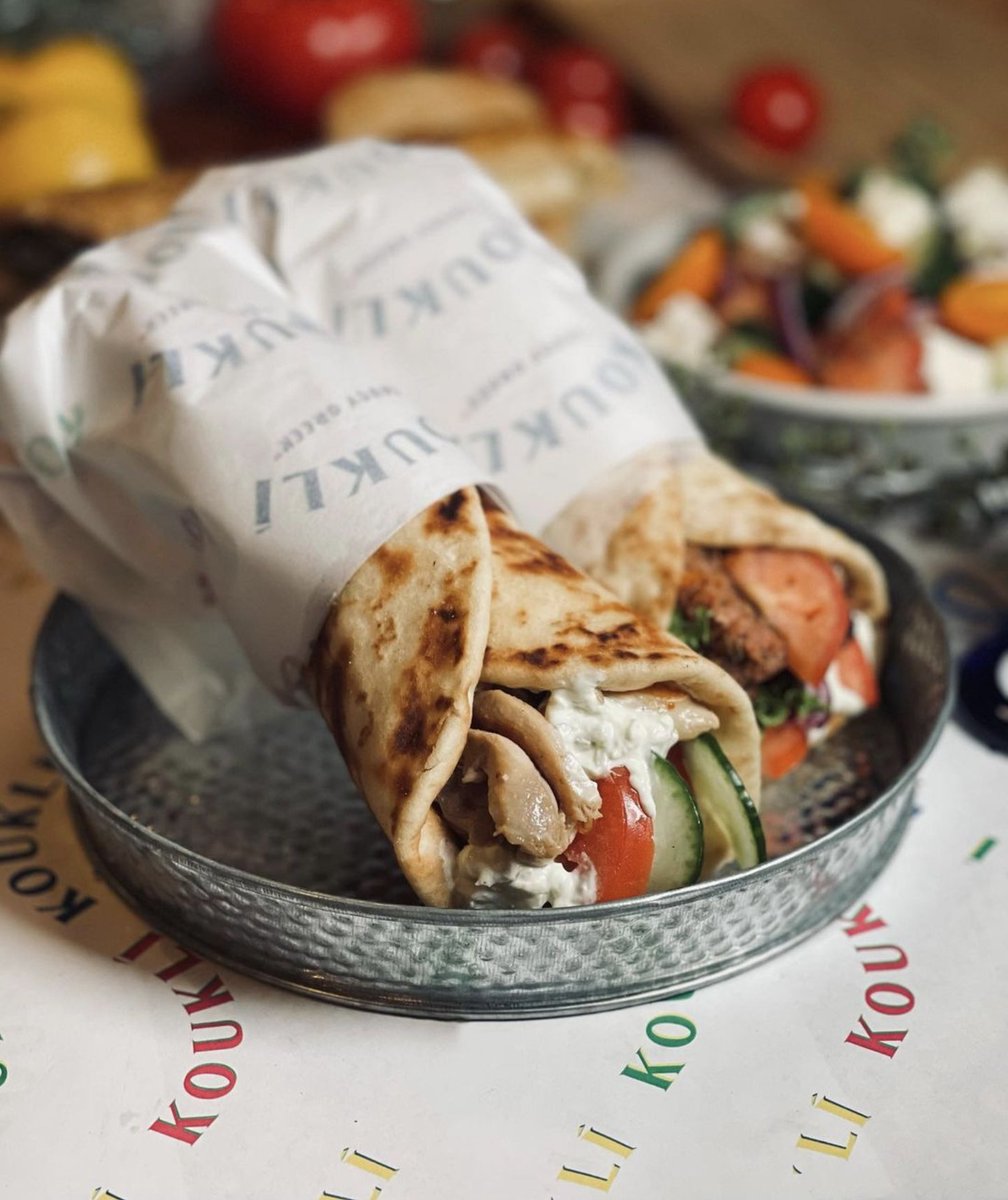 koukli_nyc's tweet photo. You need a Pita! Chicken, Pork Sausage, or Sweet Potato - which are you trying first?! 🫓 #NYC #BryantPark #tuesdayvibe https://t.co/x4Q9cJRPox