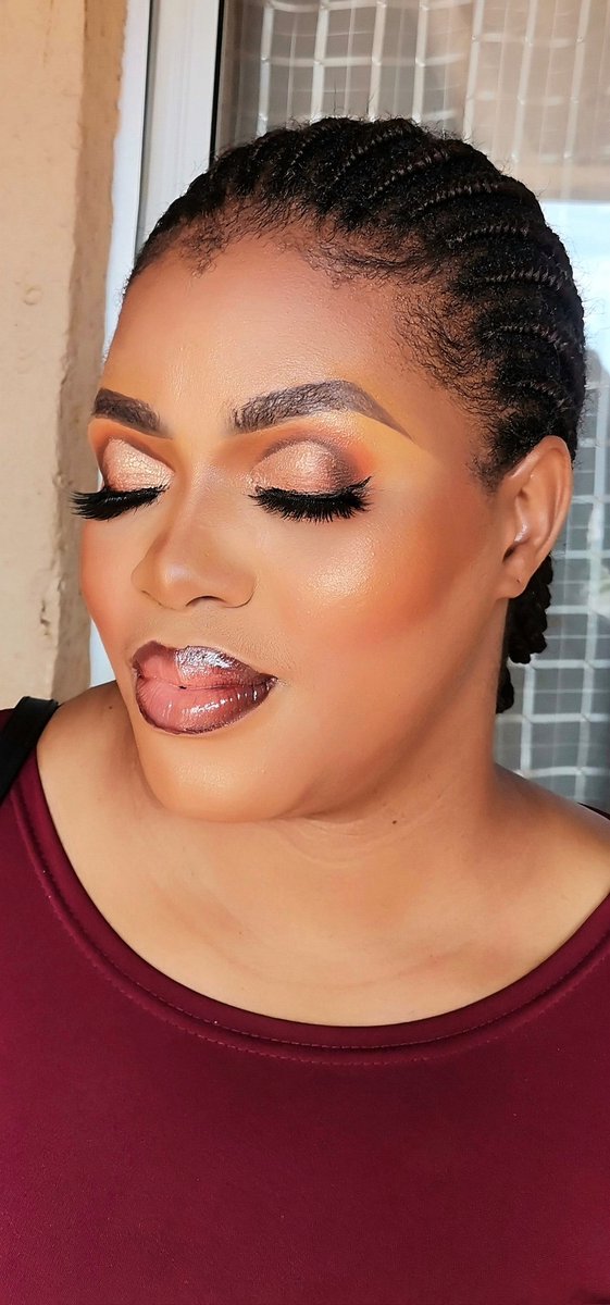 SoloGlamSquad's tweet photo. Makeup artist based in Soshanguve Pretoria 0748511111.

#nota #sete #BloodAndWater #PodcastAndChill #PhalaPhalaFarmGate #makeupartist #makeup #makeuptutorials #makeupideas #makeuplooks #SkeemSaam https://t.co/dFQ3wZGDZ6