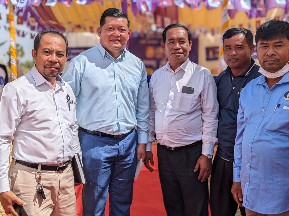 kongm26's tweet photo. Candle Light Party - Prey Veng, my new mission. https://t.co/stSEeHoKK7