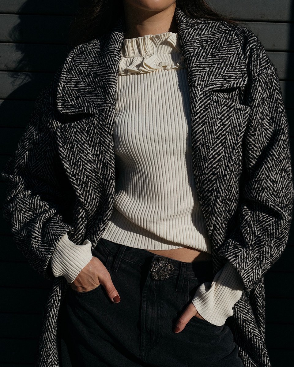 7 FOR ALL MANKIND tweet media