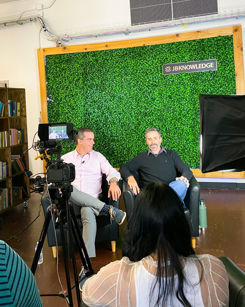 JamesMBenham's tweet image. A common reason startups fail is that the founding leaders don’t work as a true partnership. That&apos;s why it is crucial to choose your partners as carefully as you choose your spouse.

Remember - alignment in your values is more important than any dollar amount or business plan.