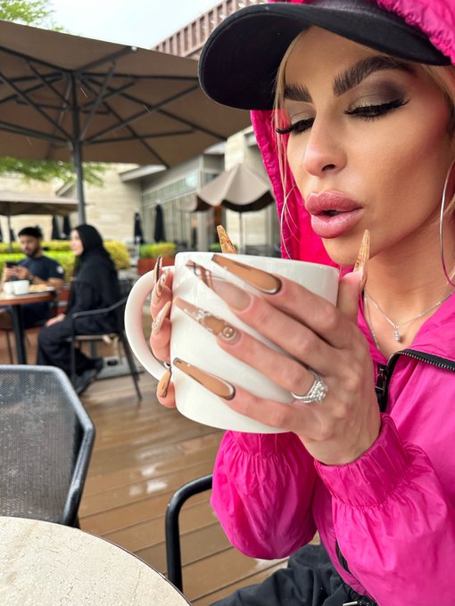 It&rsquo;s raining in Dubai&hellip;what&rsquo;s your weather like? https://t.co/iBFraBHYol<a href="/tag/highheels"class="tags"><span>#highheels</span></a><a href="/tag/toes"class="tags"><span>#toes</span></a><a href="/tag/bimbolife"class="tags"><span>#bimbolife</span></a>