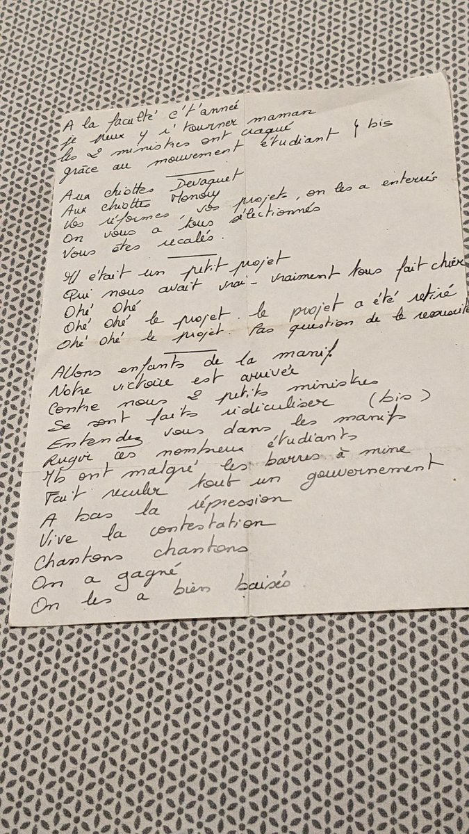Phhilou's tweet photo. Souvenir de l'hiver 1987, loi Devaquet #MalikOussekine https://t.co/KPi01qgewq