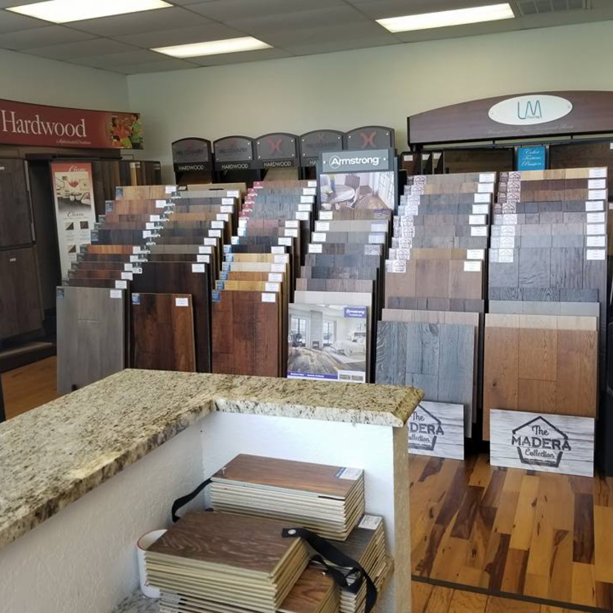 CarlsonFlooring's tweet photo. Is luxurious new flooring on your 2023 vision board? We'd love to hear about your new year vision in the comments below. https://t.co/Ut9O8w75wS