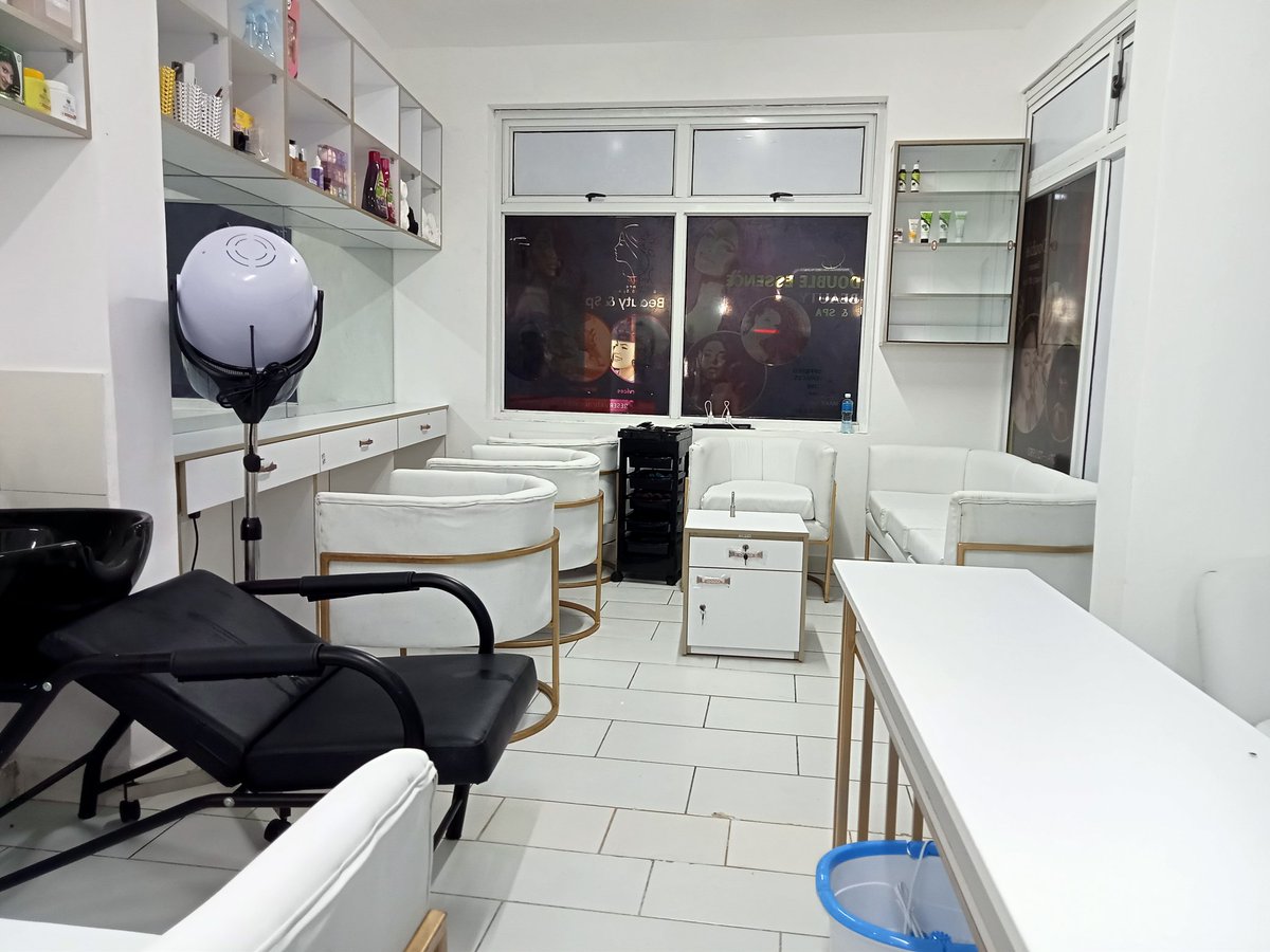 Double Essence Barbershop Salon & Spa tweet media