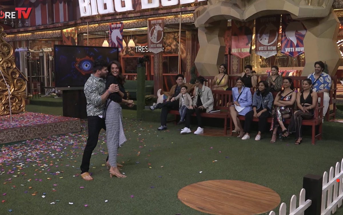 Vishusoni02's tweet photo. Whose Dance You Liked More?

Like - #PriyankaChahar
RT - #SumbulTouqeer

#AnkitGupta #PriyankaChaharChoudhary #PriyAnkit #BiggBoss16 #PriyankaPaltan #BB16 #AnkitBattalion  #SumbulTouqeerKhan #SumbulSquad  #SuMaan #SumbulArmy #BB16 #SuMaan𓃵  #SuMaanSquad #sumaan𓃵 #FahmaanKhan https://t.co/0UXLd4IdOF