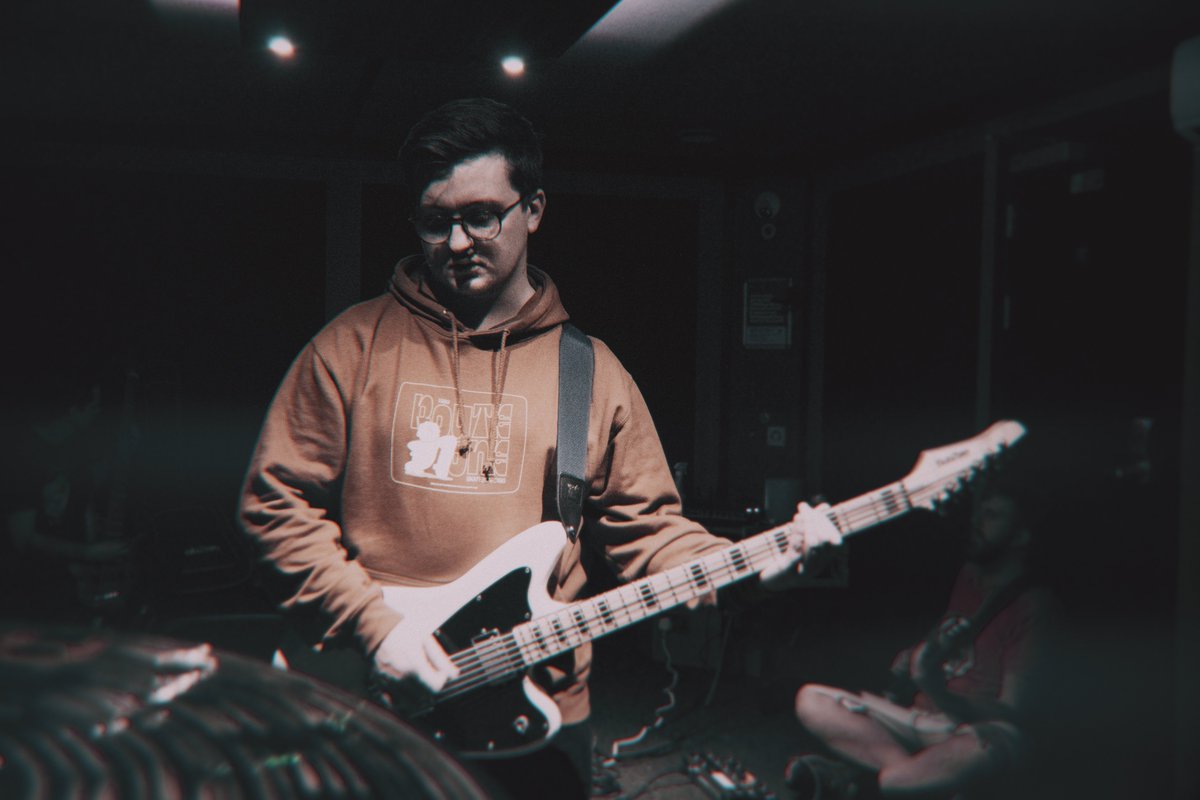 Just 3 days until our new single 'Balance' is yours. 

Streaming from midnight.

Be sure to pre-save here:
ditto.fm/balance-zero-o…