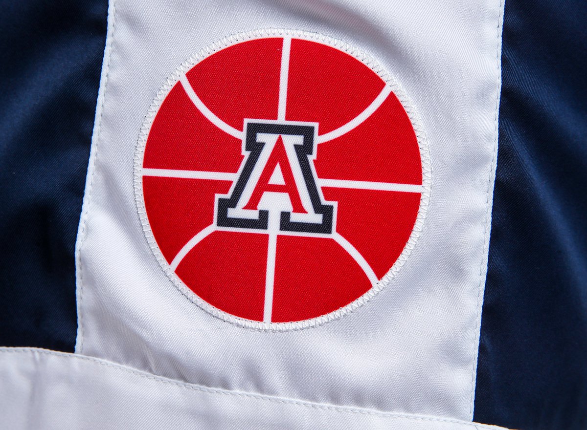 ArizonaMBB's tweet photo. A closer look at the #97Retro threads we will be wearing this weekend

#BearDown | #RunWithUs https://t.co/frwVpWgjmv