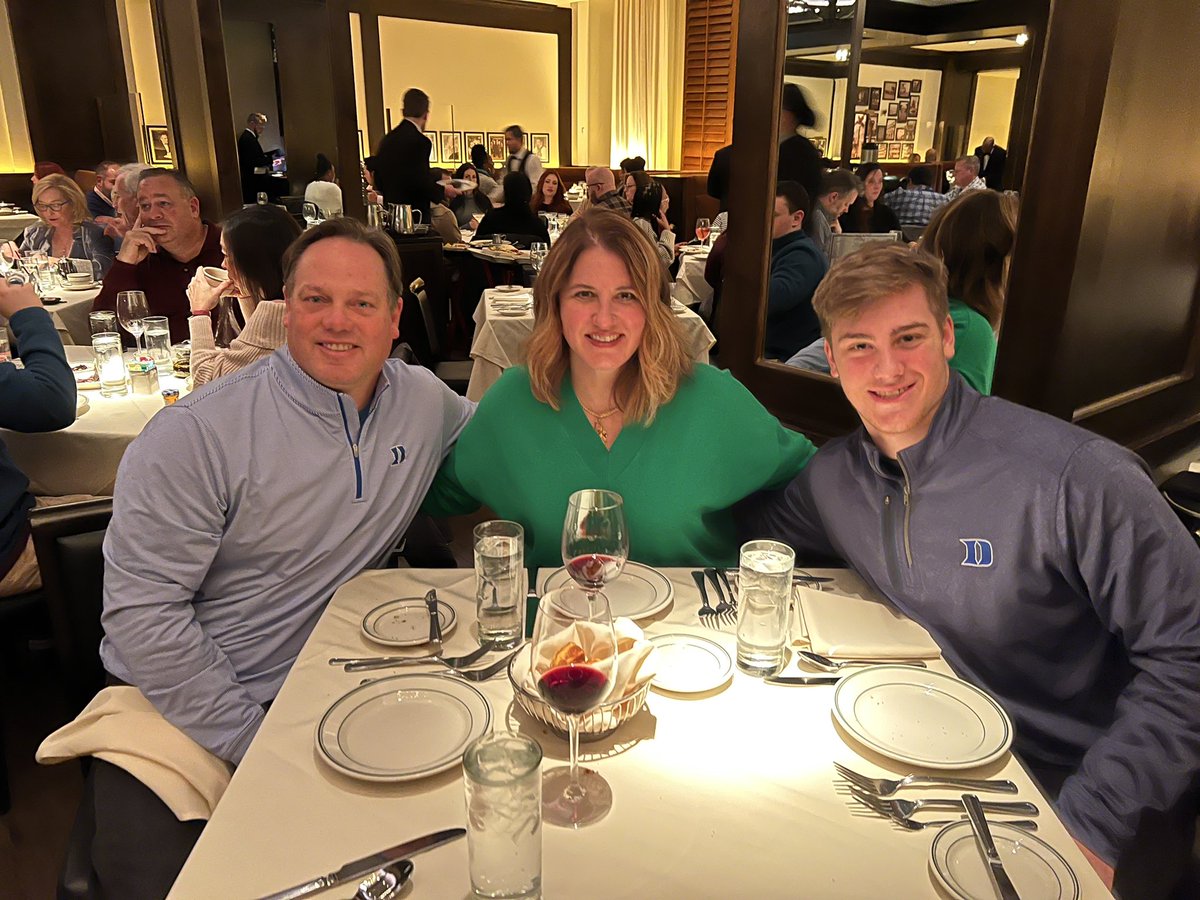 hasleyd19's tweet photo. Having a great time with our Duke Football Family in DC.  Next stop Annapolis and the Military Bowl.  @MilitaryBowl @DukeFOOTBALL https://t.co/pOL0B0wXeb