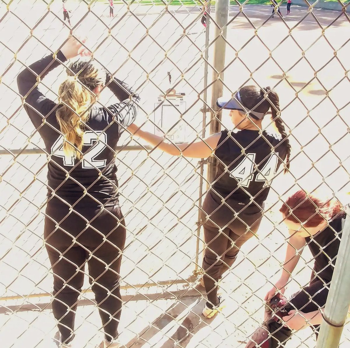 QueenBynn's tweet photo. We had so much plans and future trips we wanted to take together. You are my sister, my soulmate, and my best friend. I love you so much E-money. I’ll never forget you, I’ll never stop talking about and I’ll never stop thinking about you. Till we meet again sis🖤🕊️ https://t.co/9ZlCQFG3yh
