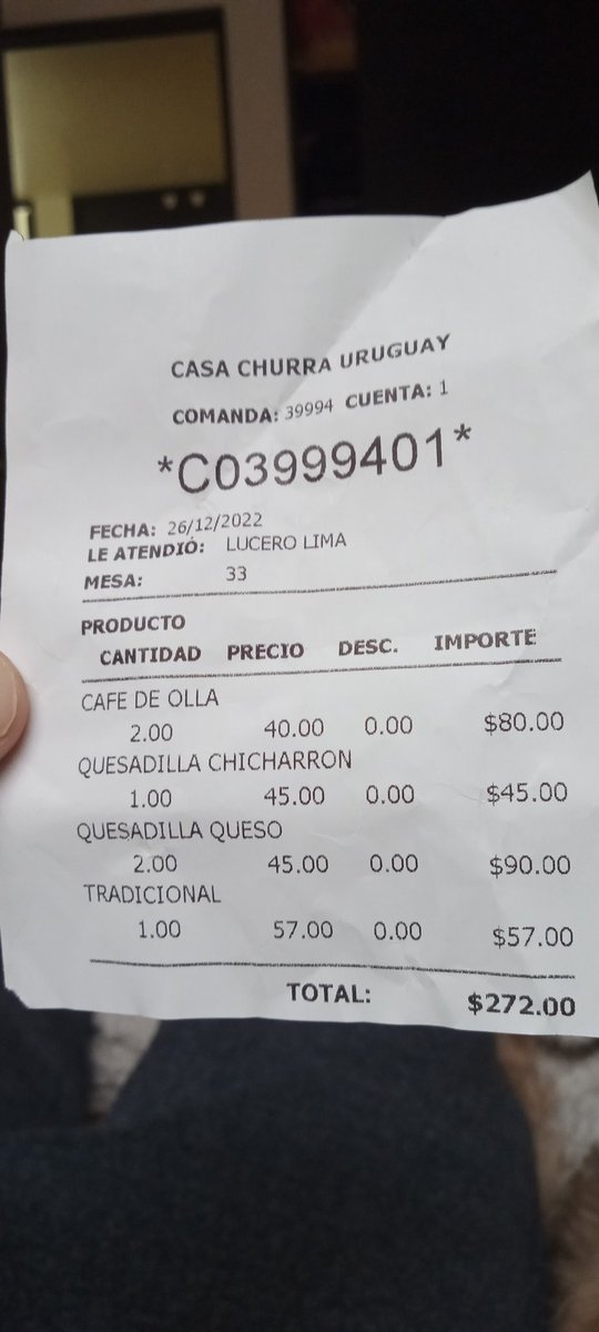 ChrisDRivera1's tweet photo. @CasaChurra Se trata de @CasaChurra ubicada en República de Uruguay esquina con Bolivar. Aquí les dejo el ticket de recuerdo y por favor , no por ahorrar pongan en riesgo la salud de las personas. https://t.co/Jj39eGQ2as