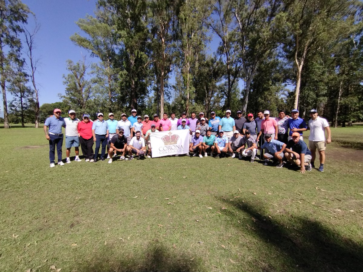 todosport's tweet photo. Los Profesionales del Golf Tucumano, cerraron el 2022 en el Club de Concepción. La Corona Golf. Prensa Todo Sport. https://t.co/RbTQpZicfQ