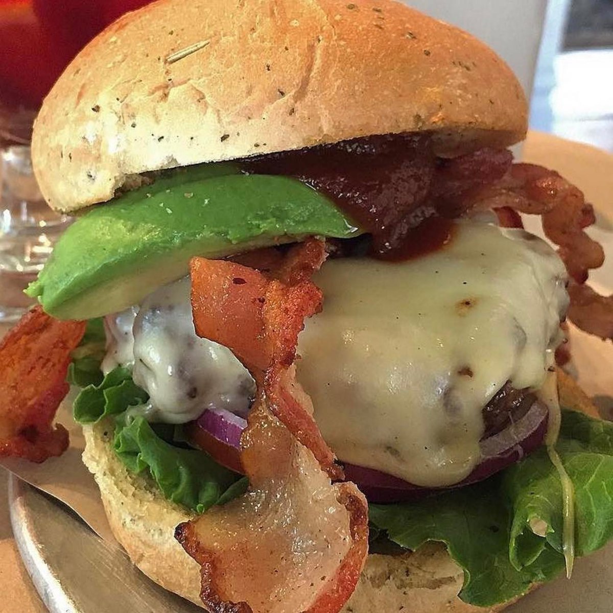 queenstownph's tweet photo. It’s Burger &amp; Beer Tuesday!!! Grab a #🍺 and a #🍔 for $20 and treat yourself to an amazing lunch date!  Nothing beats the combo of bacon , cheese, and avocado on the Hogs &amp; Heffer! https://t.co/0lSXPbPjzx