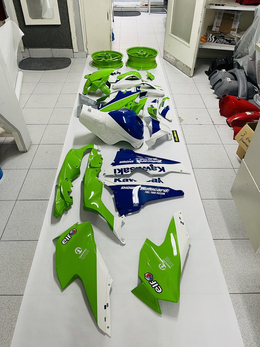 studimoto's tweet photo. Finalizadas!
#StudiMoto #Proyectos2022 #CerramosElAño #ProyectosTOP #KawasakiRacingTeam #Provec #JonathanRea #AlexLowes #Replica #Superbikes #GranPremio #Argentina #SanJuanVillicum #WorldSBK #Diseño #Daytona #ScottRussell #MrDaytona #America https://t.co/F12cjcrboF