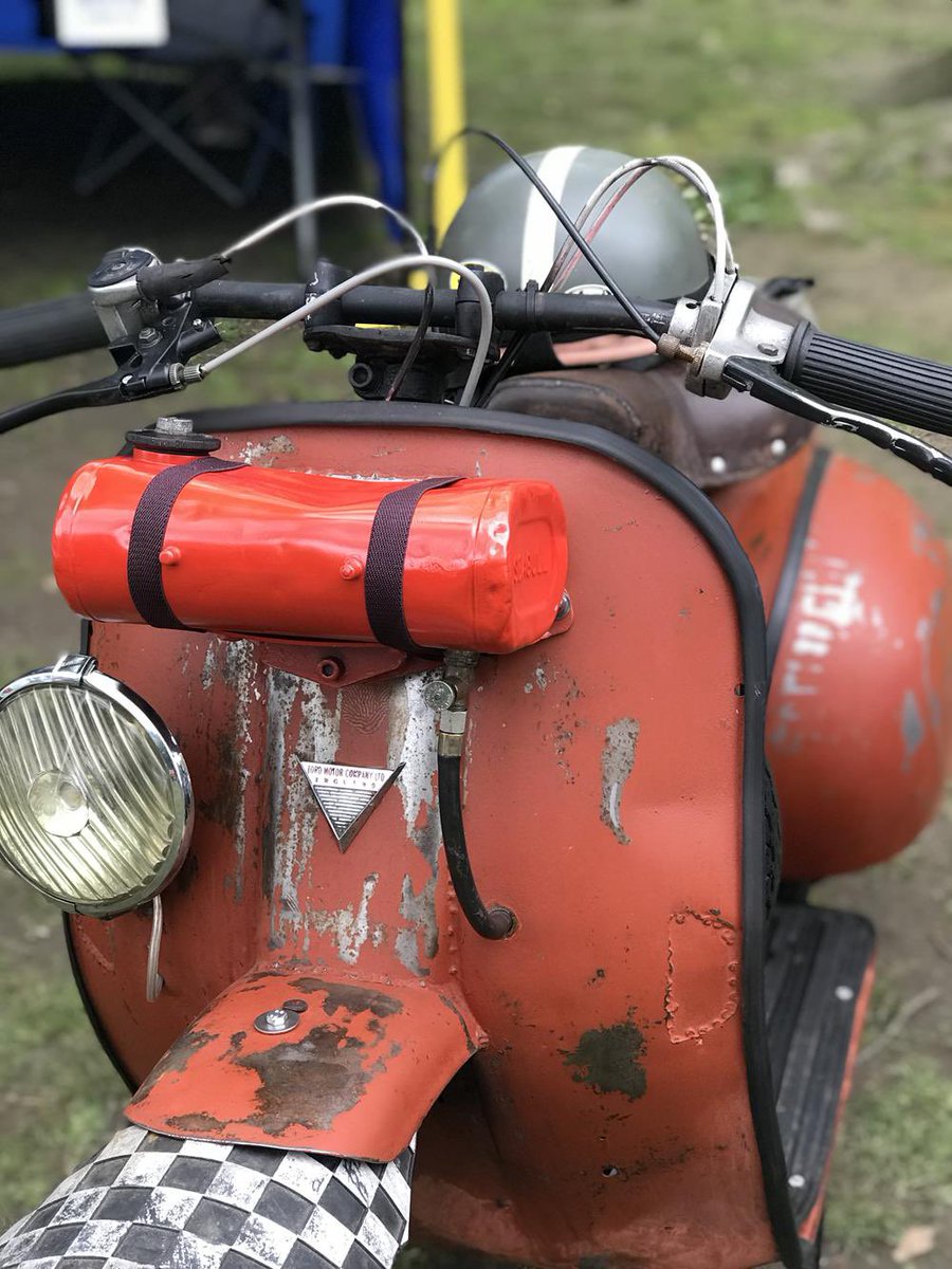 Vespa&Lambretta pics tweet media