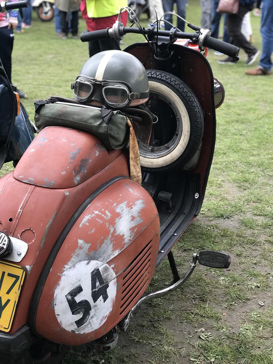 Vespa&Lambretta pics tweet media