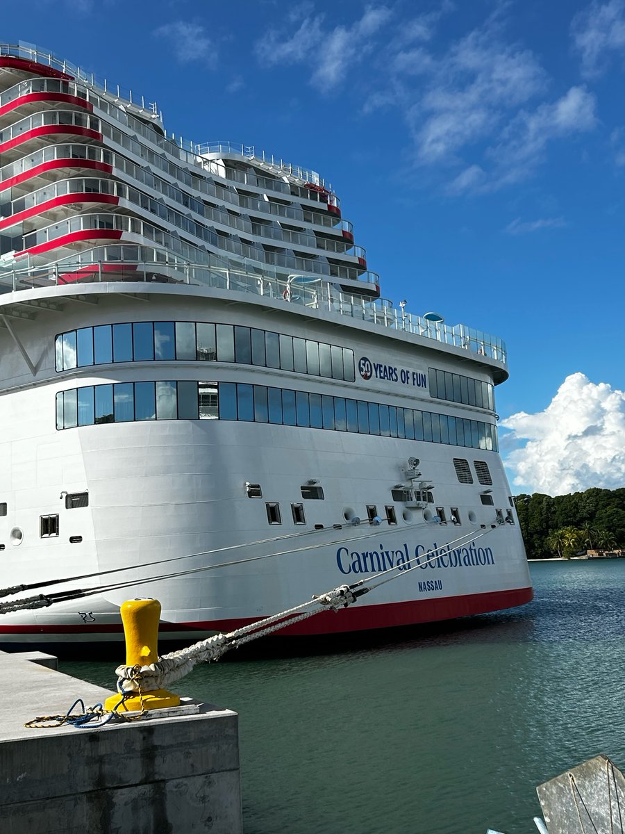 CarnivalCruise's tweet image. The one she told you not to worry about:
