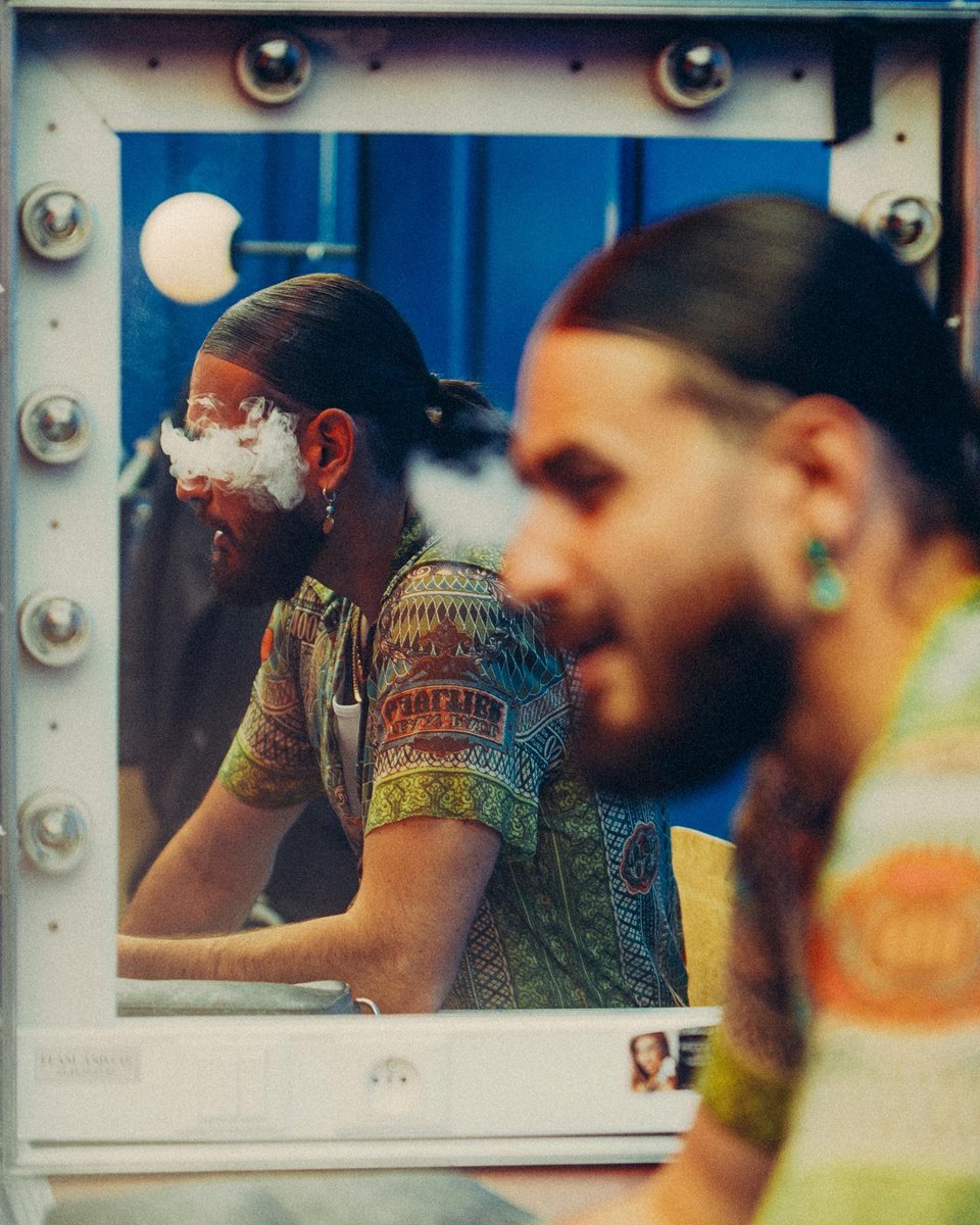 OdieuxBoby's tweet photo. 17- SCH
18- @bigfloetoli à Bercy
19- Place de la république
20- Des gens qui s'aiment à la gare
#MaxiBestOf https://t.co/FeaYcK0dMT