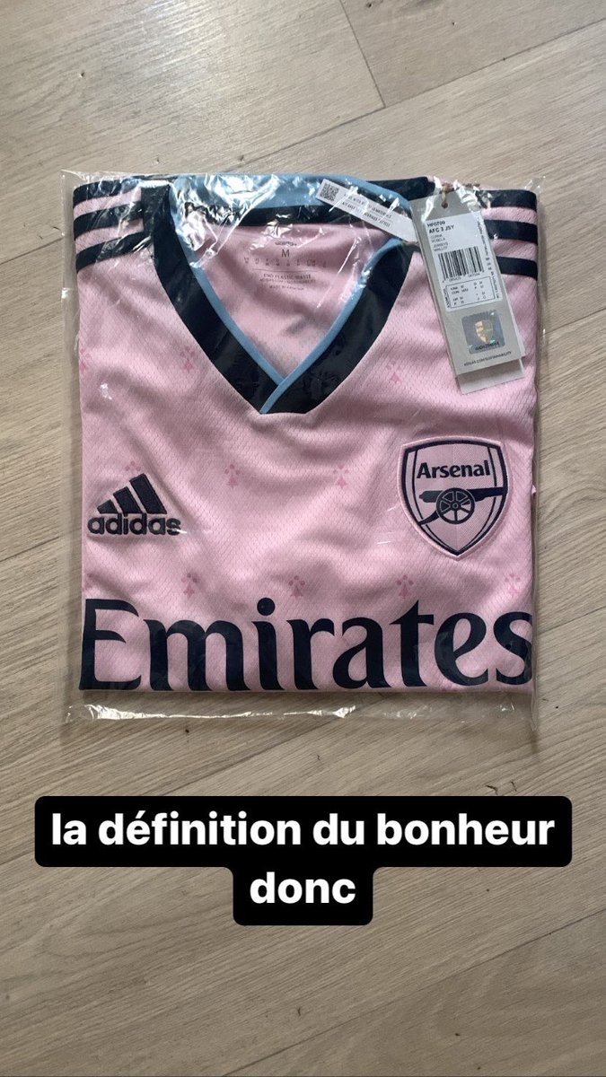 cette chienne de traplife tweet media