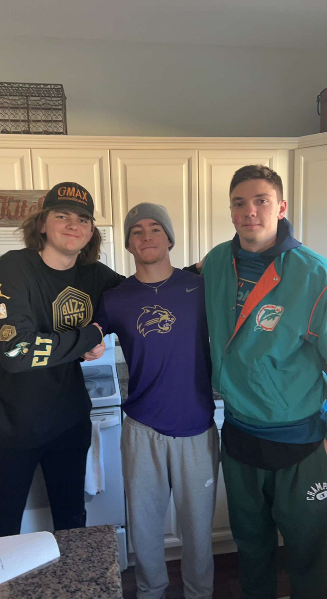 Colton Ridge Wiffle Ball League tweet media