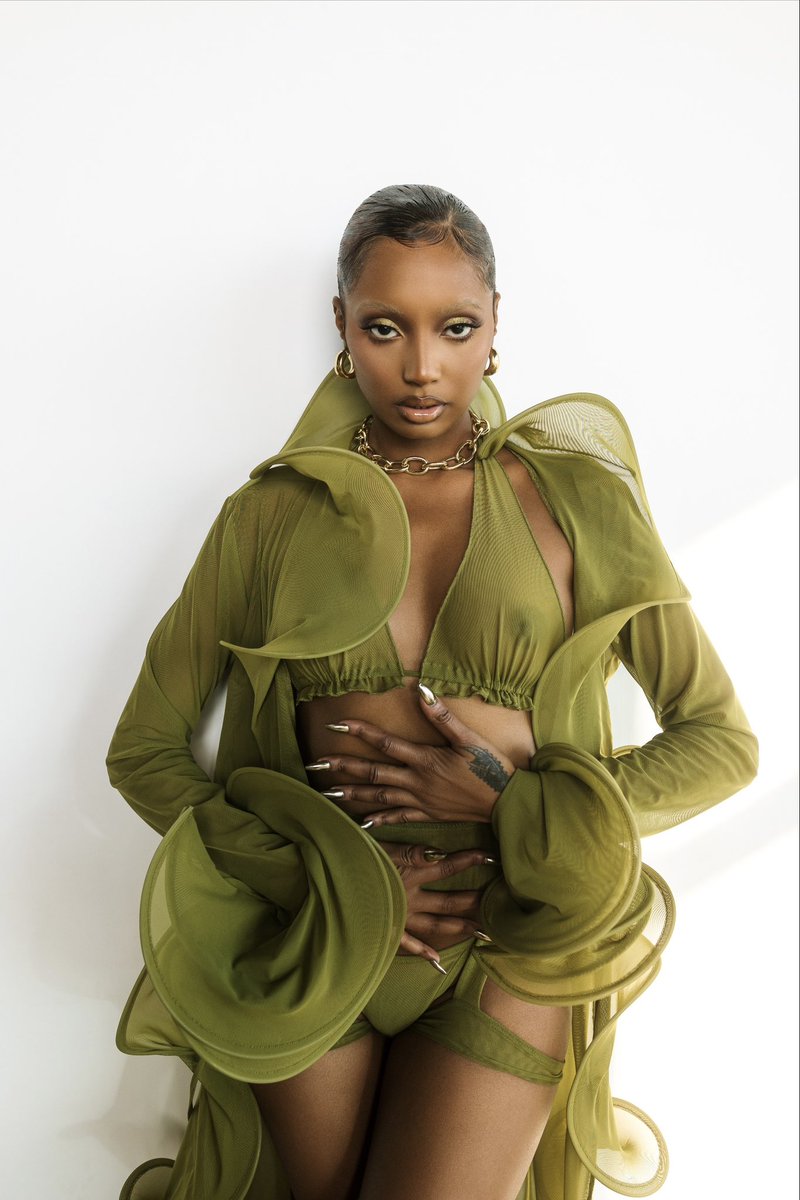 aldotgee's tweet image. new styling work with, Tiana Parker.