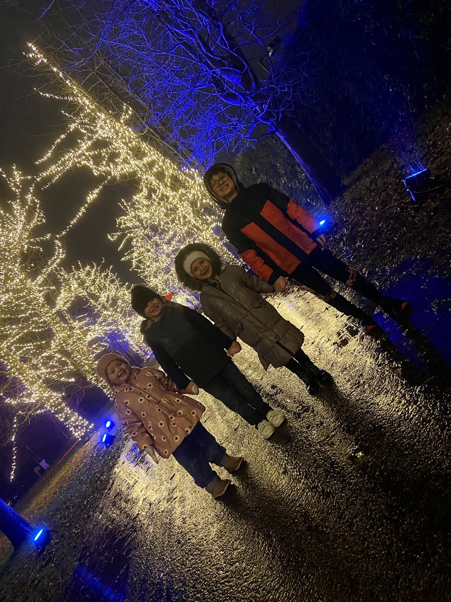 Very soggy walk around the lights but it didn’t dampen these smiles ❤️ making memories is always the best gift #Christmas2022 #ButeParkAtChristmas