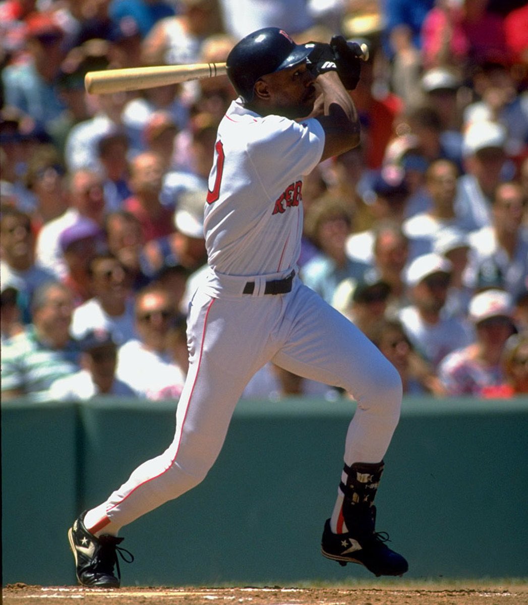 RoccSolidSnaps's tweet photo. @BRWalkoff “The Hawk” Andre Dawson in Boston 1994 https://t.co/HEeCi8ljOF