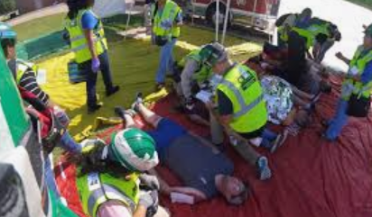 cwu_em's tweet photo. FREE CERT class Disaster Medical Saturday, January 14, Location: KVFR, 400 E Mountain View Ave, Ellensburg. Time: 10:30 a.m., Instructor: Chief Elliott, KVFR and Riley Mace, CWU EH&S. SIGN-UP at CERT@cwu.edu @CentralWashU @CWU #disastermedical #CERT https://t.co/vW55LRFakR