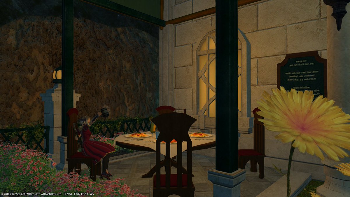 OuenDanFS's tweet photo. My friend made me the Cafe house for Christmas!
I was visiting family so I did not see it at the time, it looks very cool! o(^^o) Thank you!
#FFXIV #GPOSERS #Starlight #FFXIVStarlight #FFXIVStarlightCelebration https://t.co/GbC5JJgwiT