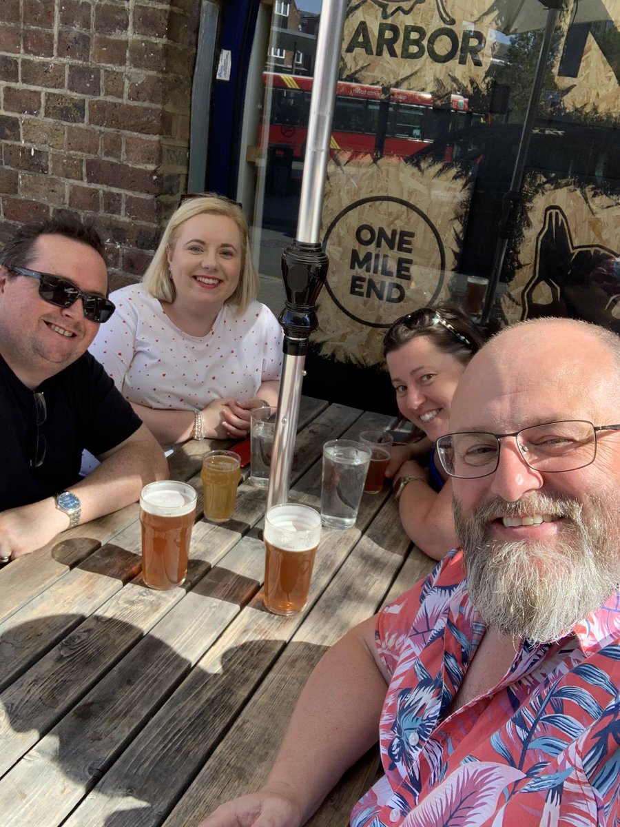 BeerOClockShow's tweet photo. #12DaysOfPositivity
Sometimes people come into your life at the time when you need them the most and then stay forever
@MrsBeerSnob & @irishbeersnob are two of the best friends anyone could ever wish for and we got to spend some lovely time with them this summer https://t.co/hFFYncE3Yu