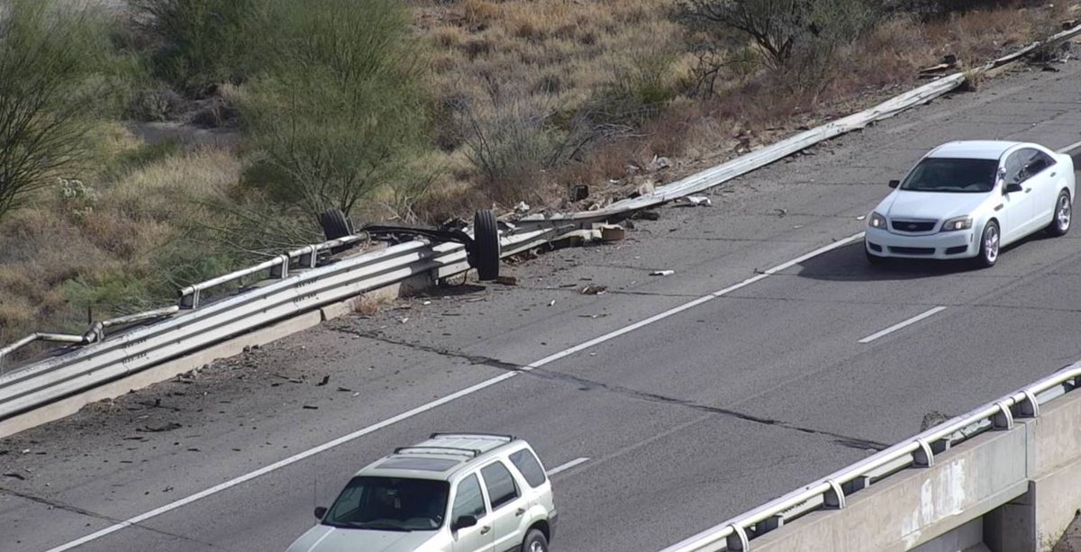 whatsuptucson's tweet photo. 🚨 Crash at Valencia and I-10. Truck went over side of the freeway. Large diesel fuel spill under the freeway overpass requiring hazmat response. Traffic being blocked off in the area due to fire risk https://t.co/3rEwLKREyq