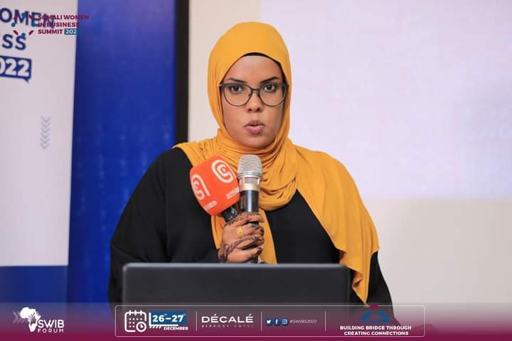 Aisha__Abdulle's tweet photo. Waxaan Aad ugu faraxsanahay inaan Goob joog ka. Ahaado shir Weynahah #SWIB2022
Sanadkii iigu horeeye Waxaana Rajeyn Doona inaan kuwa kle Ee soo socda Sidaan uga mid noqon doono Insha Allah Sidokle waxan Rajeynaya inaan ku biiro Sanada dhaw Haweenka Ganacsatada Soomaaliyeed https://t.co/xCXl8m04lp