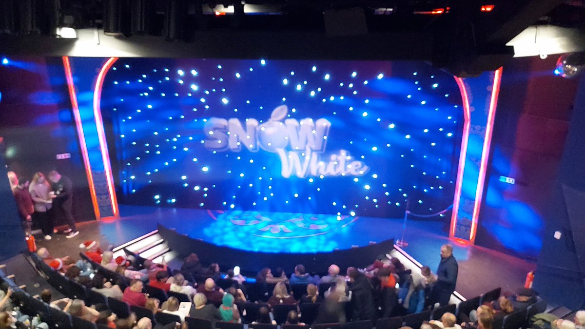 Technical_Scott's tweet photo. IT'S PANTO TIME https://t.co/tvXldwMCj9
