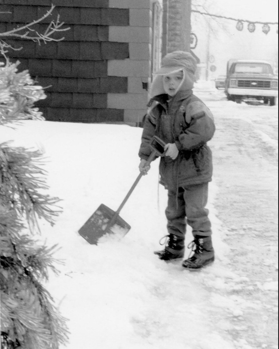 Pinconning_MI's tweet photo. Flashback of winter in Pinconning. Learn more about Pinconning's history: https://t.co/De7TJ5dGYO #michiganwinter #pinconningmi https://t.co/WgMOYSVrMO