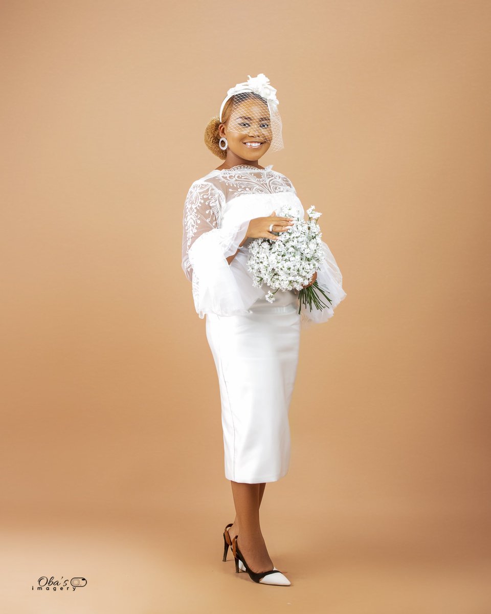 aanuoluwapo_oa's tweet photo. I thought so hard about my biggest win this year. And to be honest my husband is. You’re God’s perfect gift to me. I’m so glad our paths crossed🥰 I thank God for you everyday. The way you love me is amazing. I love you❤️ @Sam_Payboga 

📸-@Obas_imagery https://t.co/b9ICQCq7ll