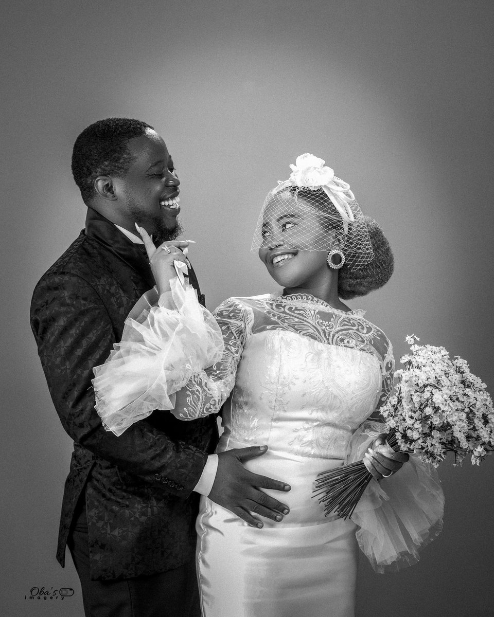 aanuoluwapo_oa's tweet photo. I thought so hard about my biggest win this year. And to be honest my husband is. You’re God’s perfect gift to me. I’m so glad our paths crossed🥰 I thank God for you everyday. The way you love me is amazing. I love you❤️ @Sam_Payboga 

📸-@Obas_imagery https://t.co/b9ICQCq7ll