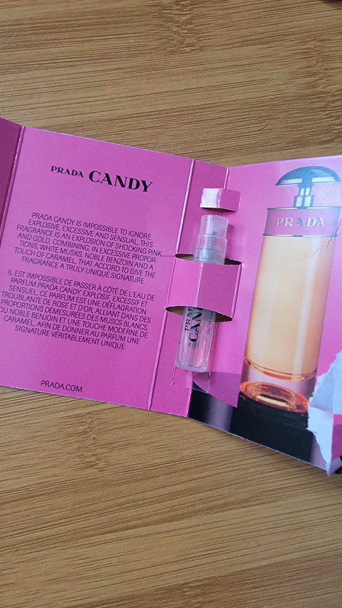 MunchkinFreebie's tweet photo. Free Sample of @Prada Candy Perfume in the mail today!! Woohooo

#free #sample #perfume #candy #prada #love https://t.co/gYgOoQCBen