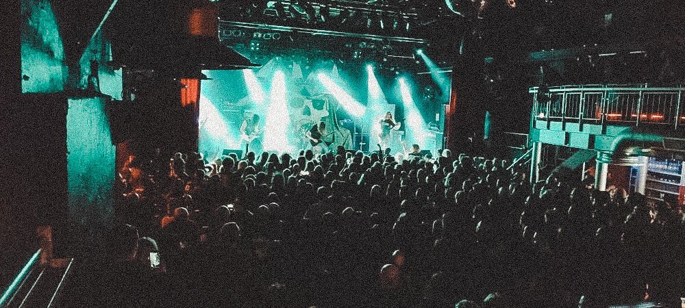 TraitorThrash's tweet photo. Bochum! Wie geil war das? Diese Stimmung zu toppen, wird für jedes Publikum extrem schwer! Danke an alle die da waren. https://t.co/8vVdIBZJOa