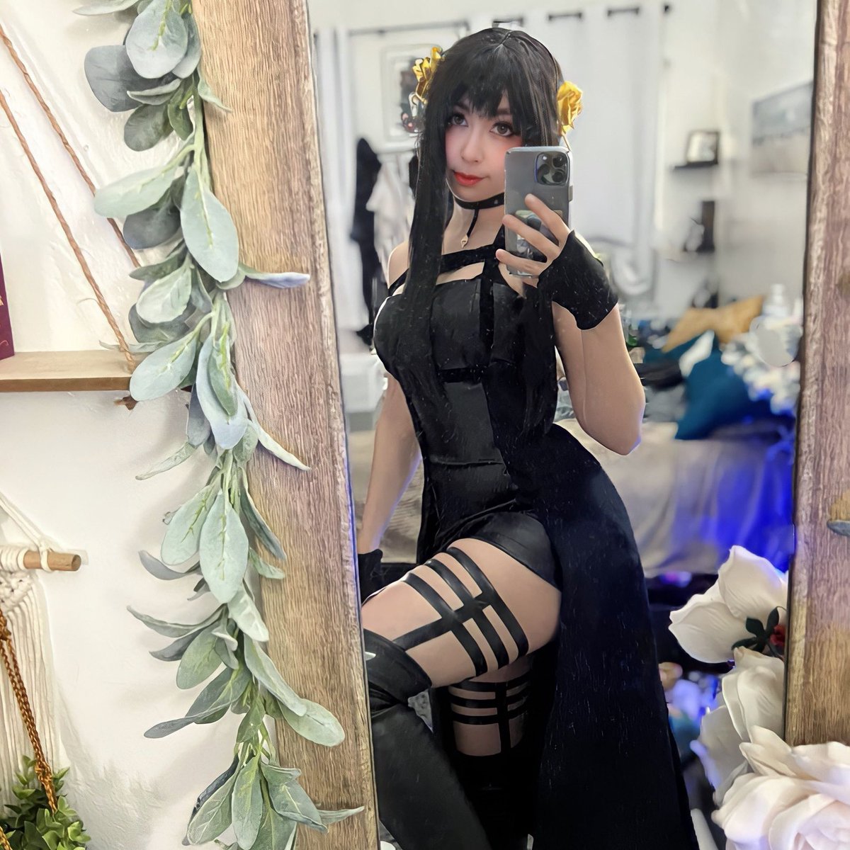 Yor mom

#spyxfamily #yorforger