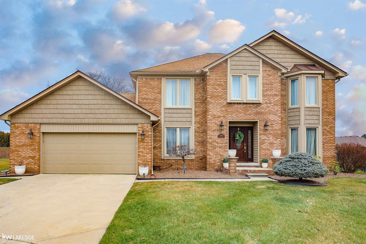 RickHovarter's tweet photo. Interested in this property? Contact us to see it in person! #homesforsale  https://t.co/2frigmVlym https://t.co/XY709iZVEn https://t.co/z1yv4LZxfW
