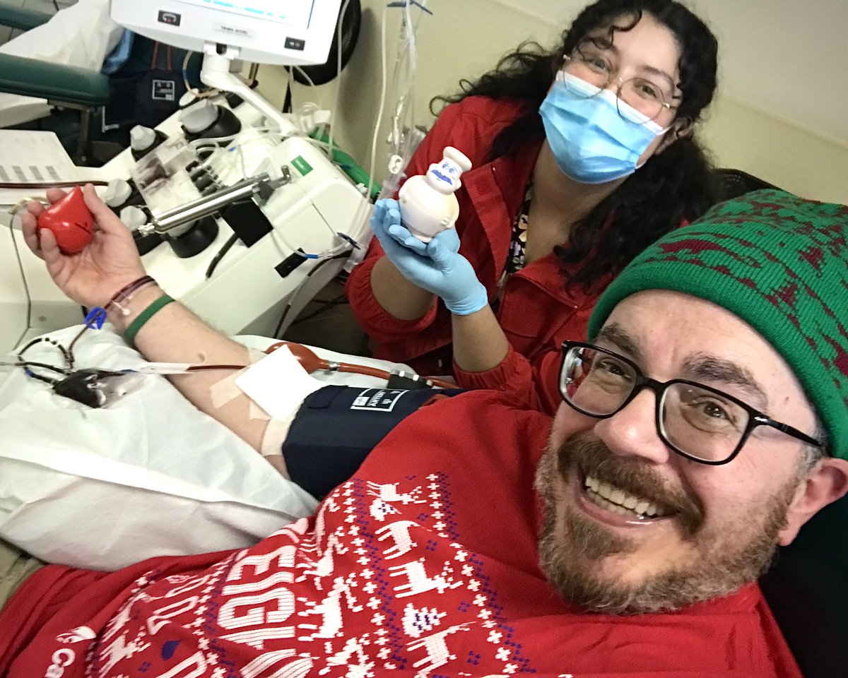 DeathFox99's tweet photo. My lone @CarterBloodCare #PlateletDonation for #December — and the last one for the year — lets me show off the new #SleighInIt long-sleeve T-shirt with today’s phenomenal #phlebotomist! 💪🩸🤓 https://t.co/z1IrUp6ogb