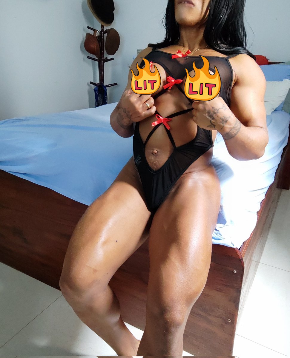 LOSTEDEJESSICA's tweet photo. Only fans https://t.co/P0KuwIg9Zb
.
.
.
.
 #musclegonewild #muscle #musclegirl #musclewoman #bodybuilding #strongwomen #abs #thighs #muscles #shredded #toned #fit #wpd #girlsthatlift #swolfie #bicep #workout #girlswithmuscle #strong #goddess #flex #flexing #fitnessmotivation https://t.co/Zekvh3cnOE