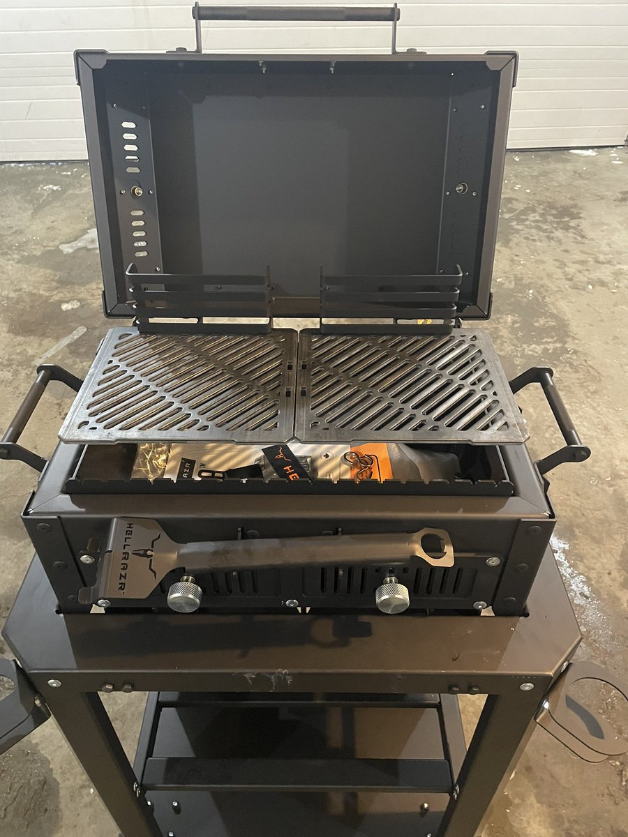 Picked up this beast today!! Thanks again to <a href="/Zed989RedDeer/">Zed 989 Red Deer</a> and <a href="/Backcountry_Rec/">Backcountry Recreation BBQ</a>