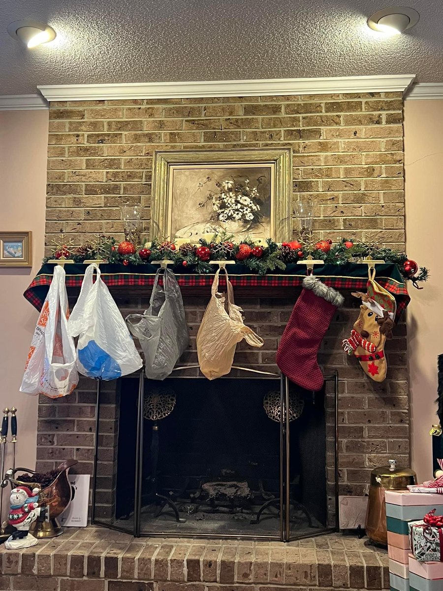 BasileComedian's tweet photo. When you give @ZaharoulaKatsikis a simple task to order the new Christmas Stockings to hang on the fireplace with care… Merry Christmas everyone, and I hope you get better stocking stuffers than we do!
Come join me at @BasileFans for all your Xmas fun!!
#BasileLive https://t.co/X5rfUMw6rf