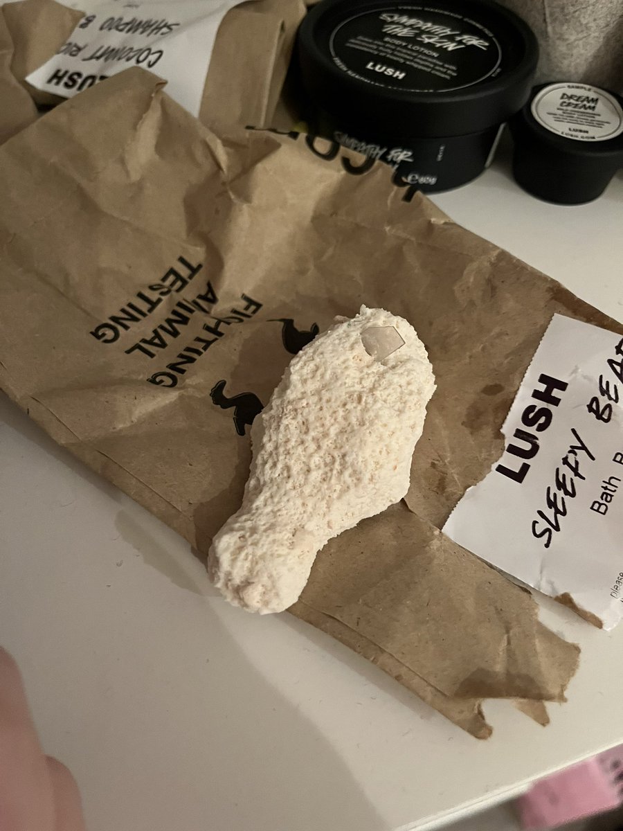 MegMay123's tweet photo. @LushLtd enjoying a bath bomb tonight when I noticed something poking out of it… lush, care to explain? https://t.co/dRoKwTiRIg